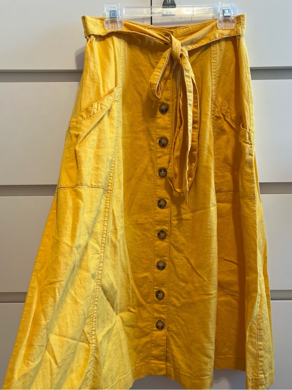 a.n. Button-Front Yellow Midi Skirt with Tie Waist - Picture 1 of 4